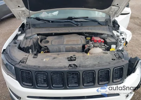 2021 Jeep Compass Altitude Fwd z USA, uszkodzony, nr VIN 3C4NJCBBXMT527300